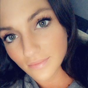 Meet your Posher, Jenna